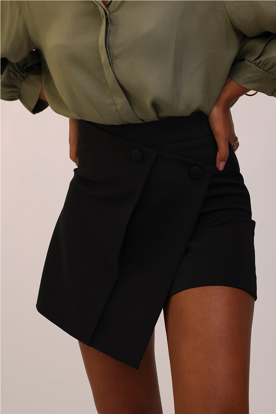 THE SKORT